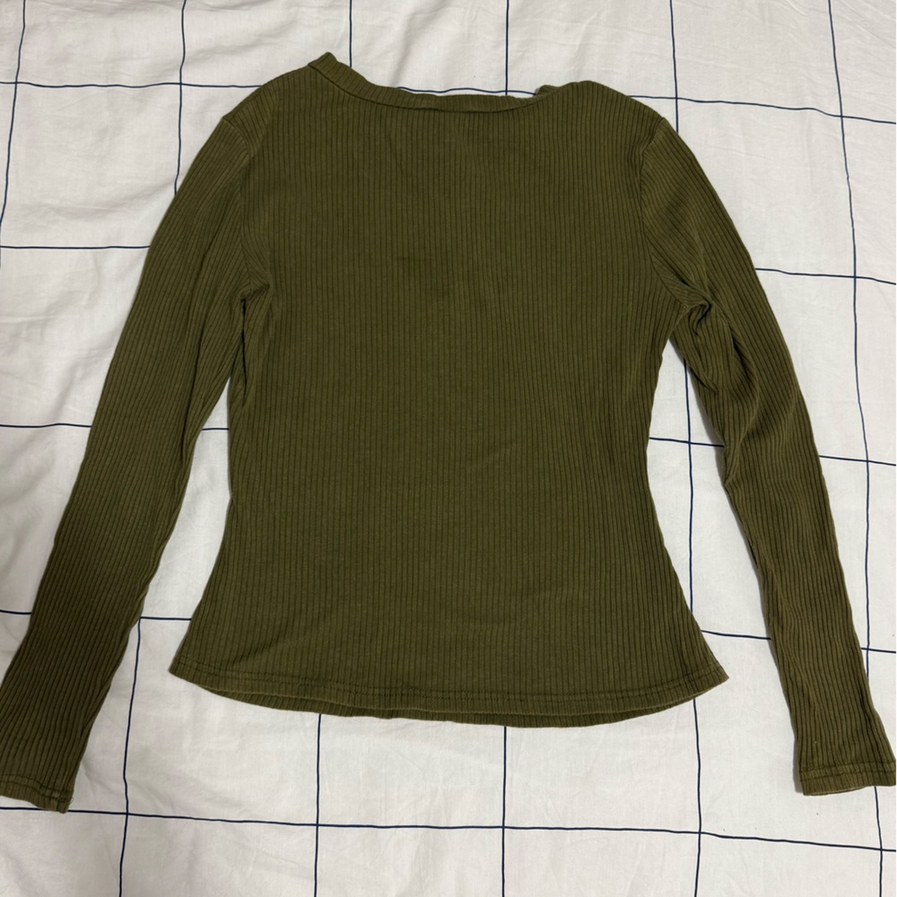 Green Ribbed Long Sleeve Tee - Picture 5 of 5